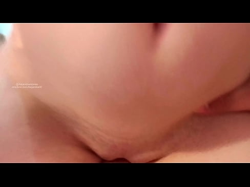 ❤️ Ablamın odasında uyuyorum ve ben böyle uyandım ☑ Sadece porno bizde ❌️